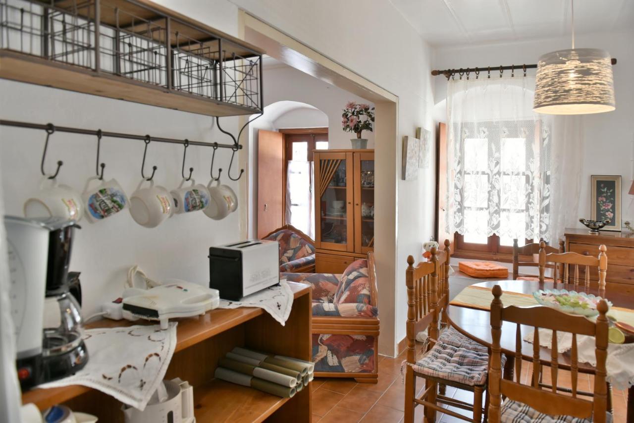 Grandmas Guest House Đảo Hydra Ngoại thất bức ảnh