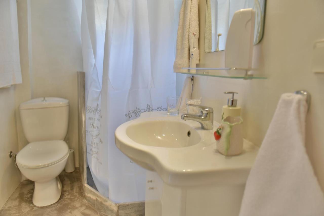 Grandmas Guest House Đảo Hydra Ngoại thất bức ảnh